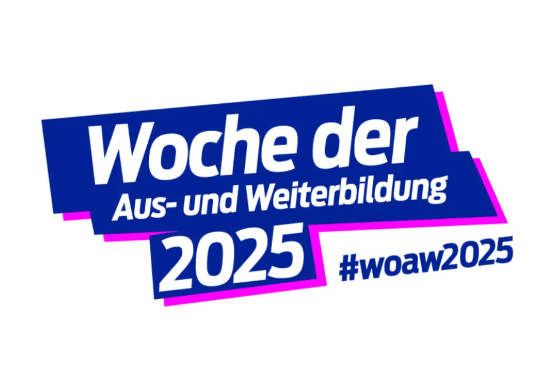 Das Logo der Woche der Aus- und Weiterbildung als Schriftzug. Darunter der Hashtag #woaw2025.